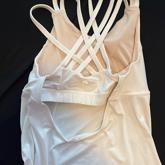 Lululemon White Tank Size 6 - Picture 2 of 2